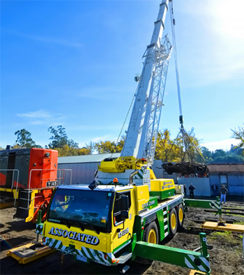 Associated Mobile Cranes | 831 Main Rd, Hurstbridge VIC 3099, Australia | Phone: (03) 9464 7444