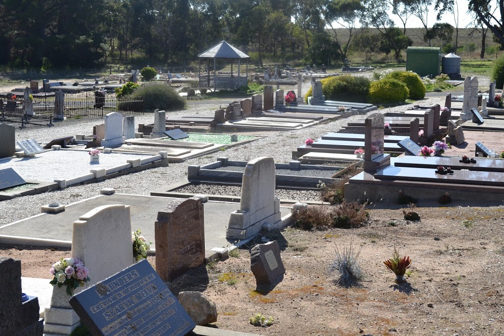 Meningie Cemetery | 53 Cemetery Rd, Meningie SA 5264, Australia