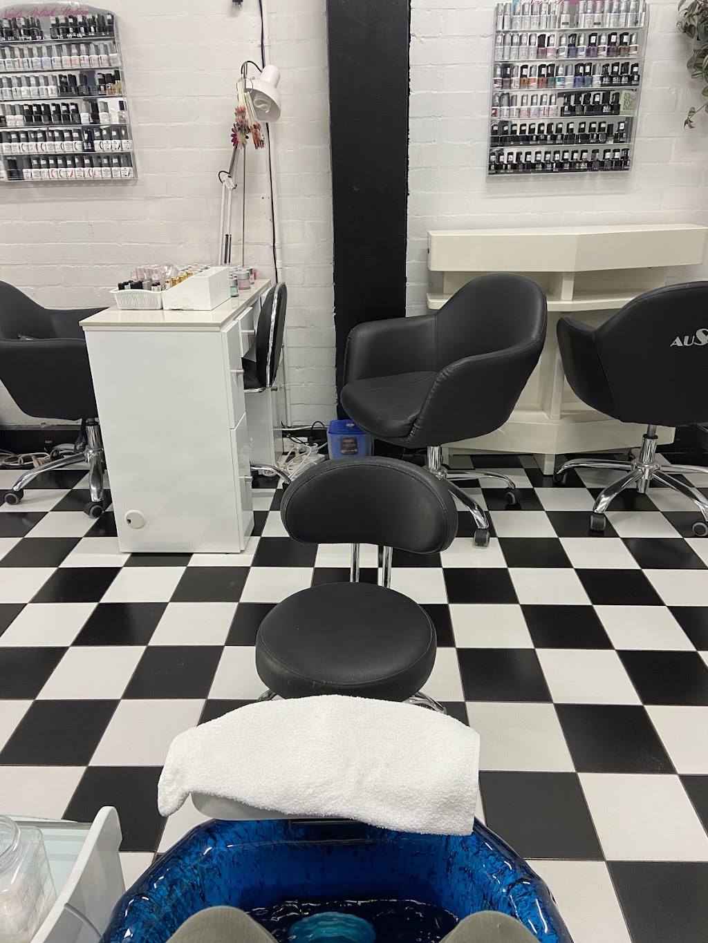 Kristys Nail Salon | 342 High St, Kangaroo Flat VIC 3555, Australia | Phone: 0402 535 659