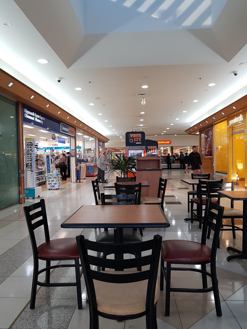 Edgeworth Town Square | shopping mall | 720 Main Rd, Edgeworth NSW 2285, Australia | 0249582019 OR +61 2 4958 2019