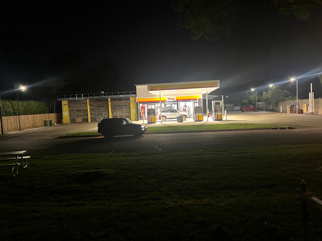 Shell | gas station | 1294 Goulburn Valley Hwy, Thornton VIC 3712, Australia | 0420522693 OR +61 420 522 693