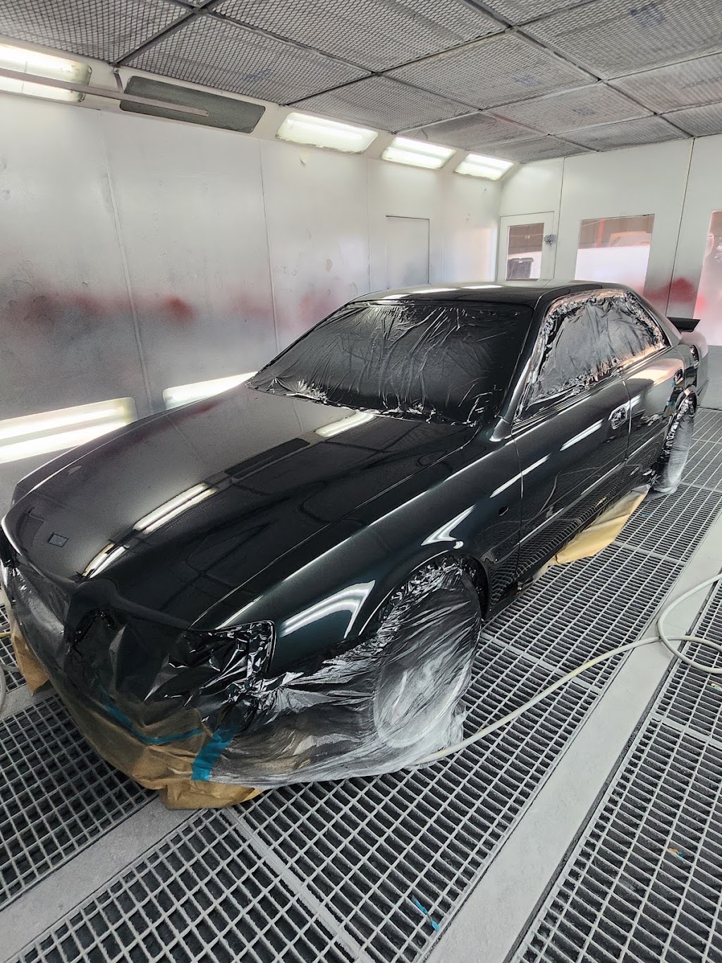 Micks Spray Painting and Detailing | 27 Wingadee Pl, Windsor Downs NSW 2756, Australia | Phone: 0438 418 106
