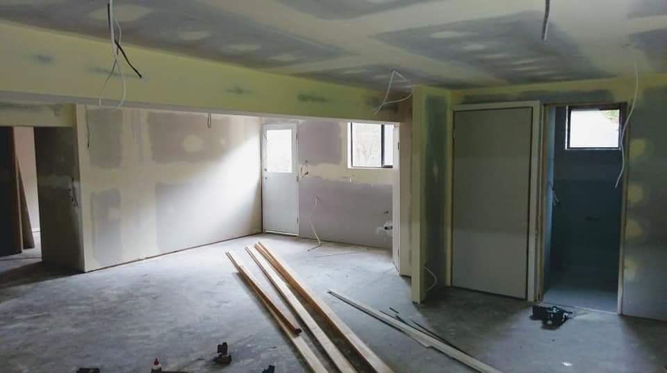 Whalley Plastering. Plastering & Tiling Contractor | 2 Arnica St, Caboolture QLD 4510, Australia | Phone: 0432 737 763