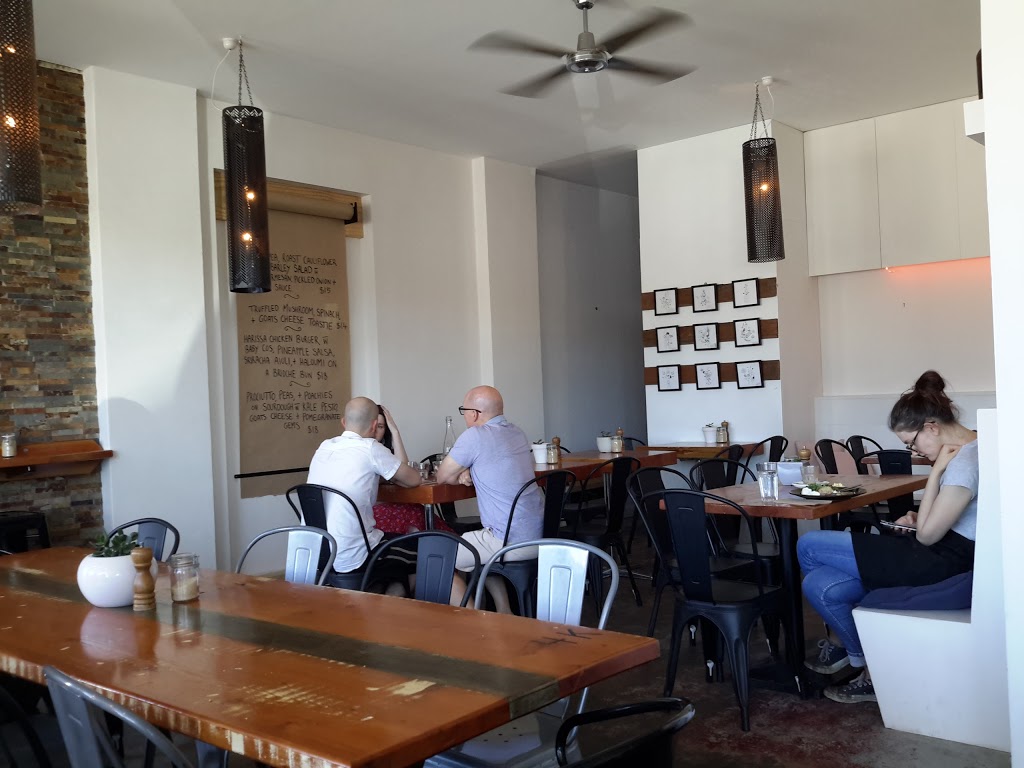 4 Kings Coffee & Food | cafe | 143A Great Ocean Rd, Anglesea VIC 3230, Australia