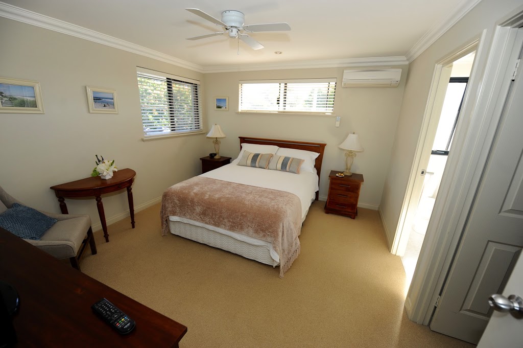 Trigg Retreat Bed and Breakfast | lodging | 59 Kitchener St, Trigg WA 6029, Australia | 0894476726 OR +61 8 9447 6726