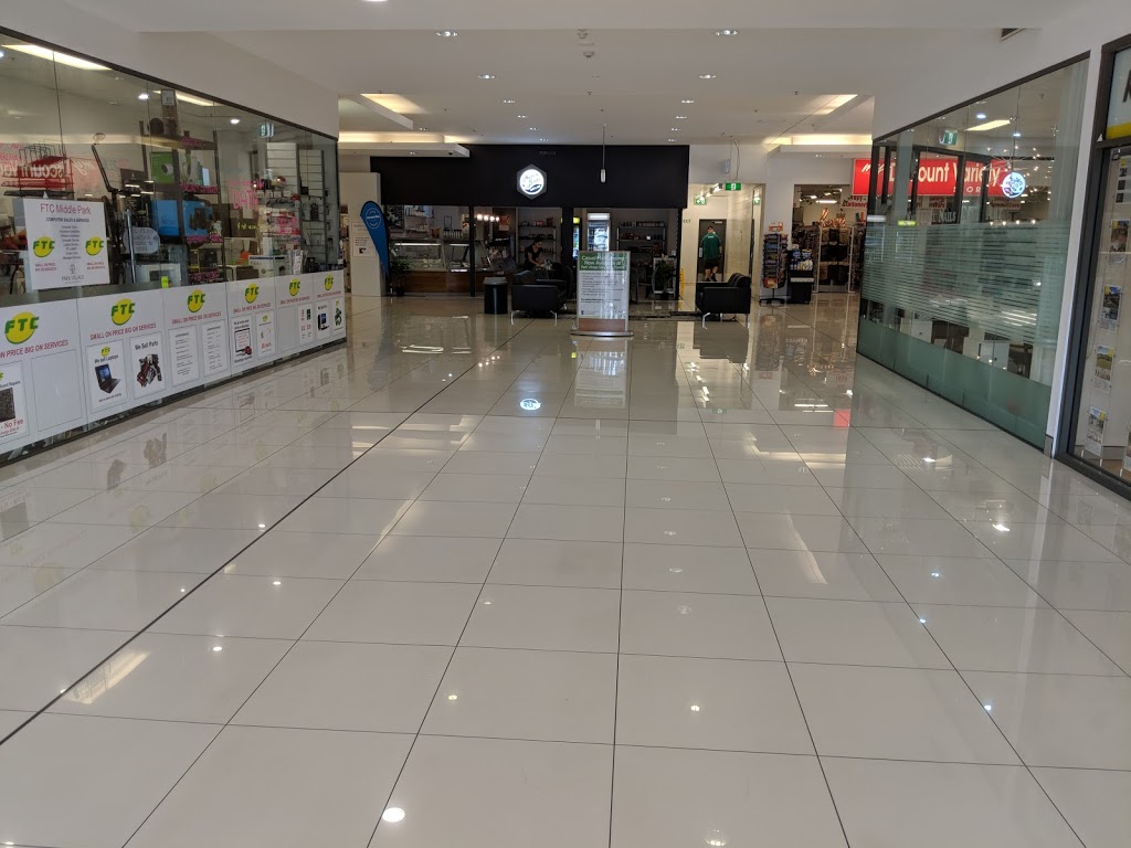 Park Village Shopping Centre | shopping mall | Horizon Dr & Riverhills Road, Middle Park QLD 4074, Australia | 0733766826 OR +61 7 3376 6826