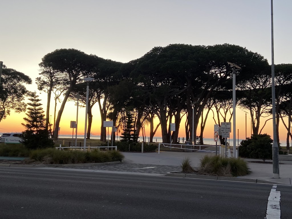 Healthy Sydney | Cook Park, Grand Parade Fitness Station #3, Sans Souci NSW 2217, Australia | Phone: 0437 703 644