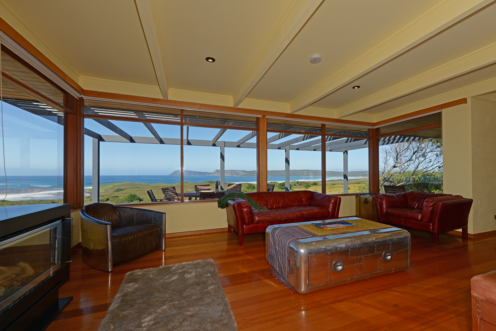 Cloudy Bay Villa | 888 Cloudy Bay Rd, South Bruny TAS 7150, Australia | Phone: 0447 693 116