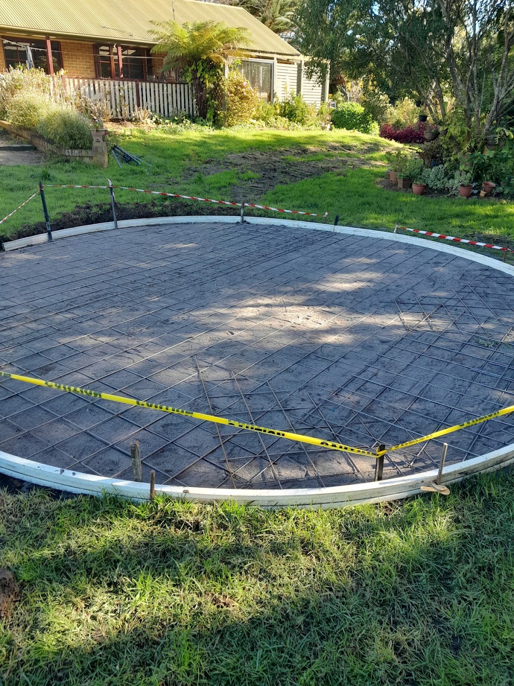 DJs Concreting Creations | Alfred St, Bomaderry NSW 2541, Australia | Phone: 0421 328 922