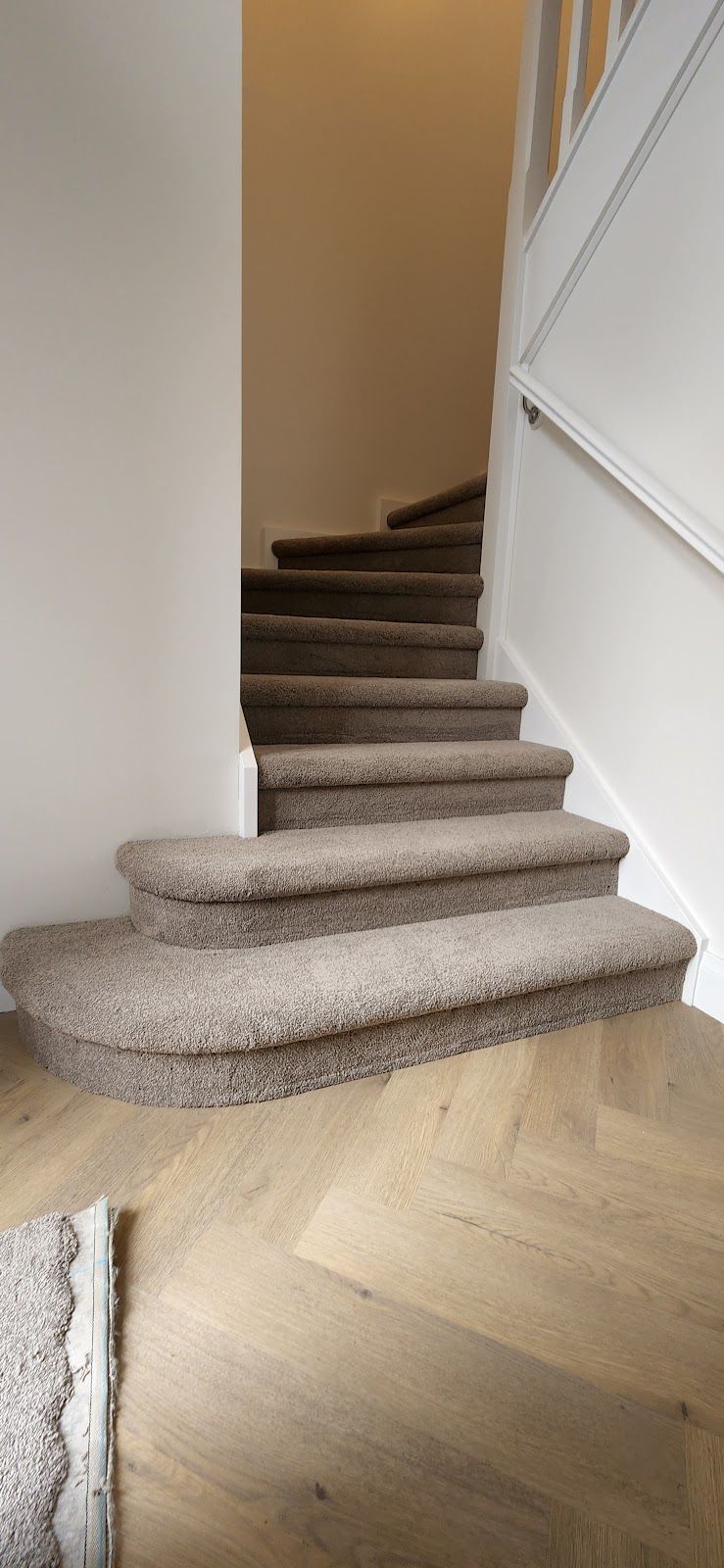 Paul The Carpet Layer Pty Ltd | 420 Glenfern Rd, Upwey VIC 3158, Australia | Phone: 0401 219 737