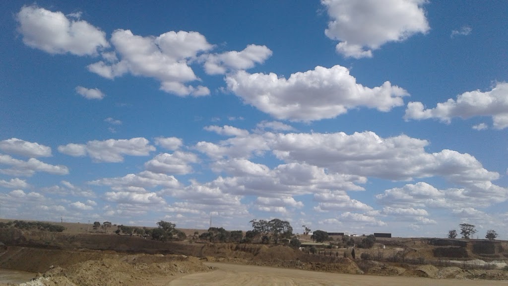 Jalna Feedlot & Stockfeed | 1280 Geelong-Ballan Rd, Anakie VIC 3221, Australia | Phone: (03) 5284 1220