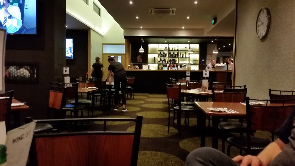 Sipn Save - Maid Of Auckland Hotel | 926 South Rd, Edwardstown SA 5039, Australia | Phone: (08) 8293 1641