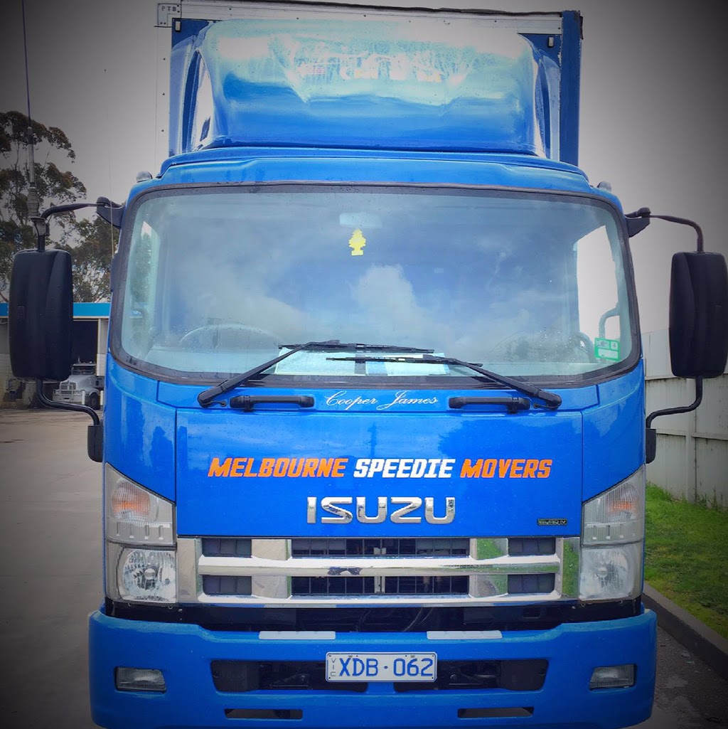 Melbourne Speedie Movers | 5 Arran Cl, Epping VIC 3076, Australia | Phone: 0422 621 651