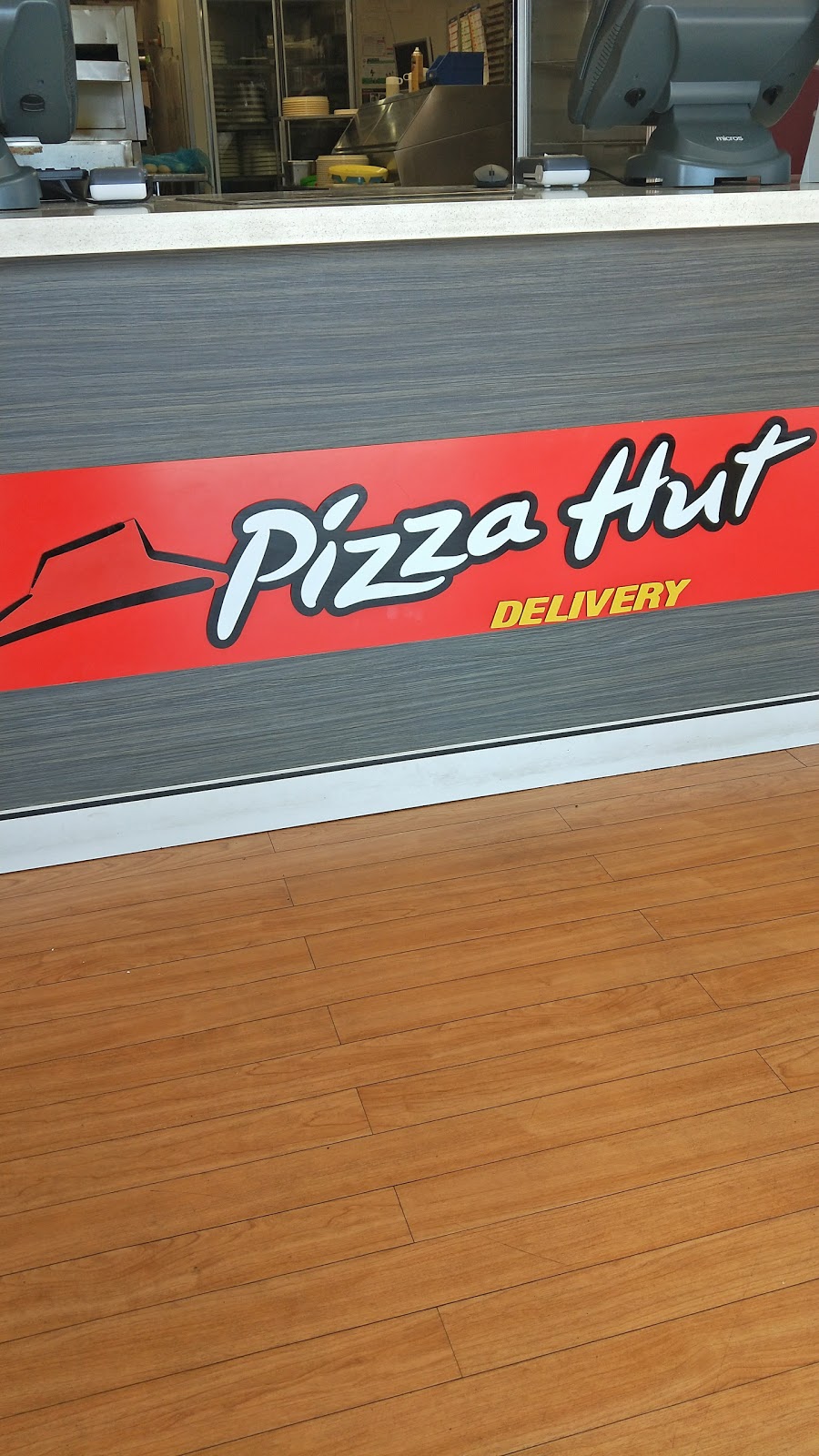 Pizza Hut Wyoming | meal delivery | Shop 5 Citygate Centre, 451 Pacific Hwy, Gosford NSW 2250, Australia | 131166 OR +61 131166