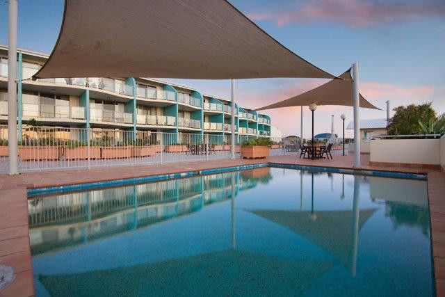 Waldorf The Entrance Serviced Apartments | 18 Coral St, The Entrance NSW 2261, Australia | Phone: (02) 4334 8800