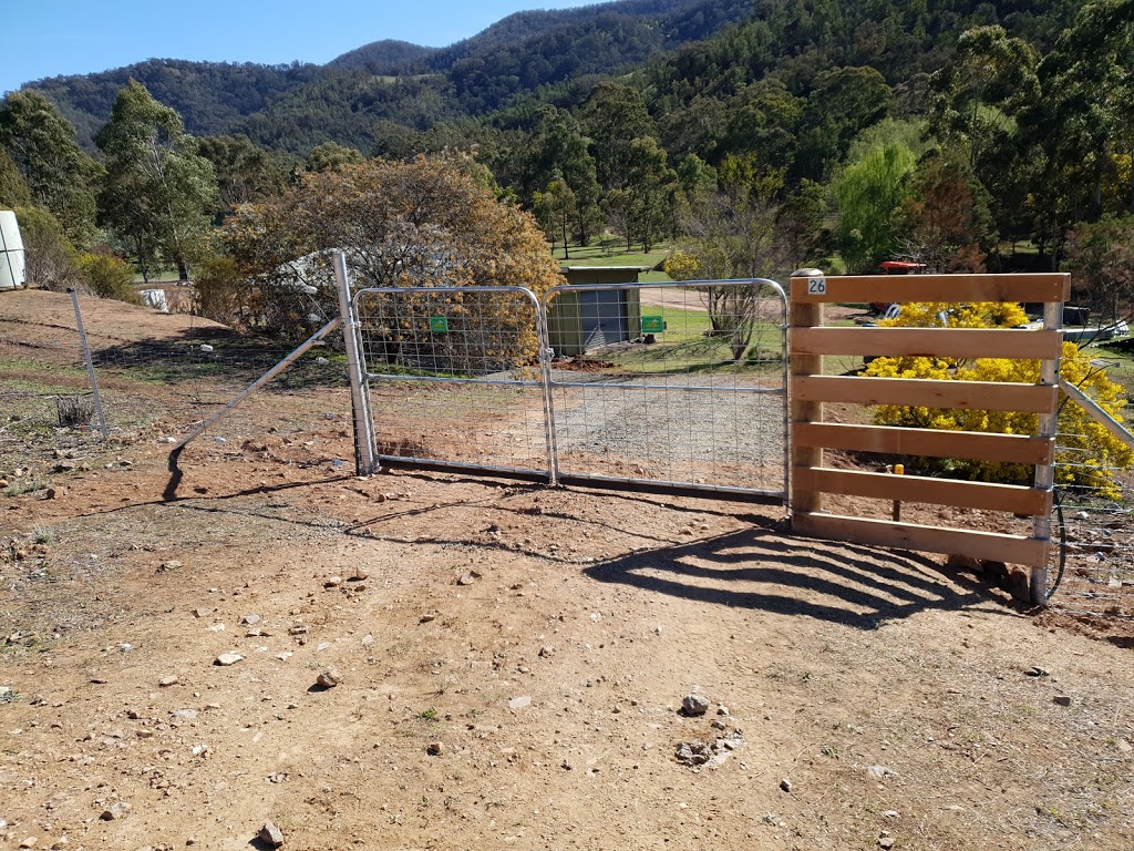 T&S Rural Fencing | 124 Flaggy Creek Rd, Flaggy Creek VIC 3875, Australia | Phone: 0427 950 987