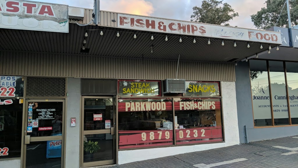 Parkwood Fish and Chips | meal takeaway | 16 Little John Rd, Warranwood VIC 3134, Australia | 0398790232 OR +61 3 9879 0232