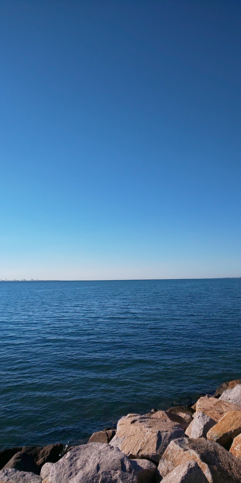 Wynnum Memorial Park | 172 Singer St, Wynnum QLD 4178, Australia | Phone: (07) 3403 8888