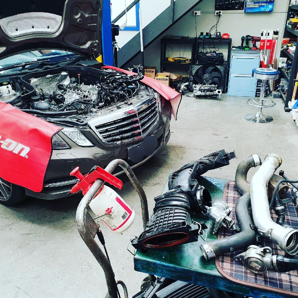 Uzis Auto Repairs | car repair | 13/10 Production Dr, Campbellfield VIC 3061, Australia | 0423715649 OR +61 423 715 649