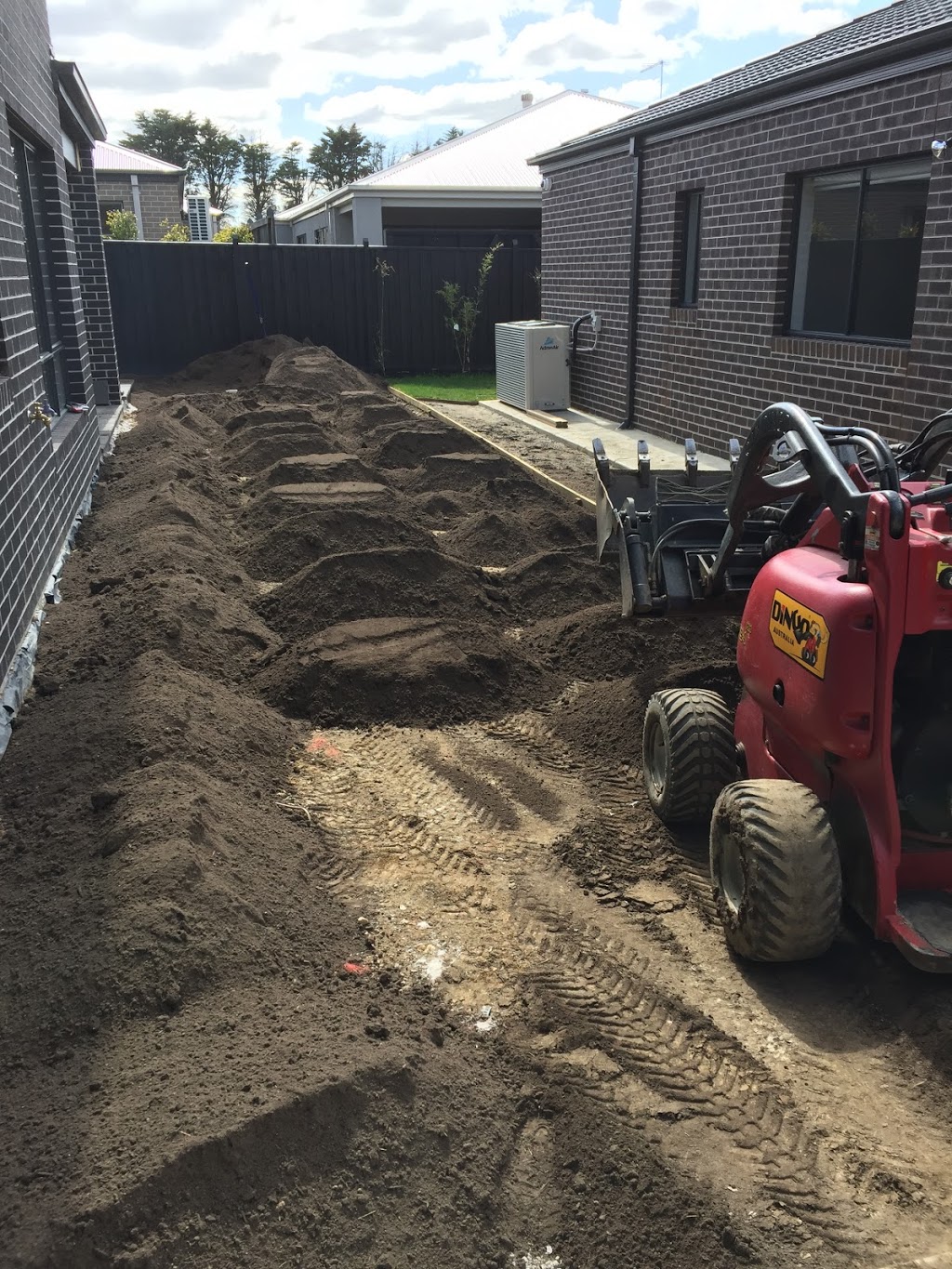 Atocal mini diggers | general contractor | 32 Shepherds Hut Rd, Langwarrin South VIC 3911, Australia | 0405260115 OR +61 405 260 115