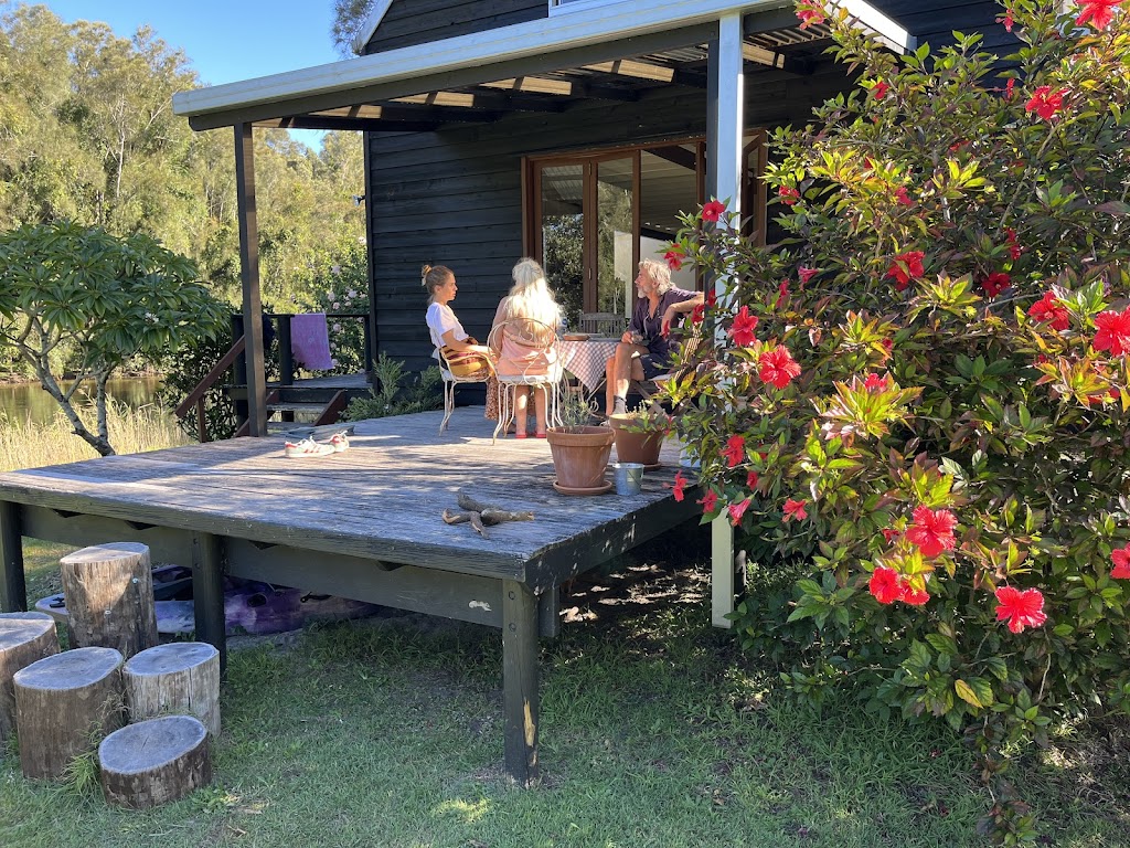 Crescent Moon | 1116 Point Plomer Rd, Crescent Head NSW 2440, Australia | Phone: 0420 277 663