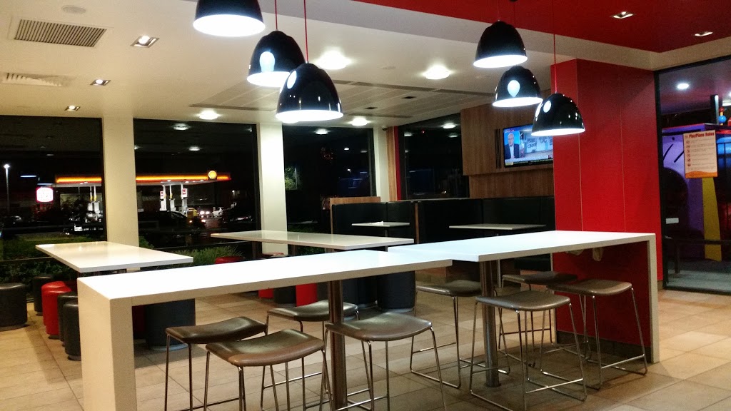 McDonalds Pascoe Vale South | cafe | Bell St, Pascoe Vale VIC 3044, Australia | 0393501116 OR +61 3 9350 1116