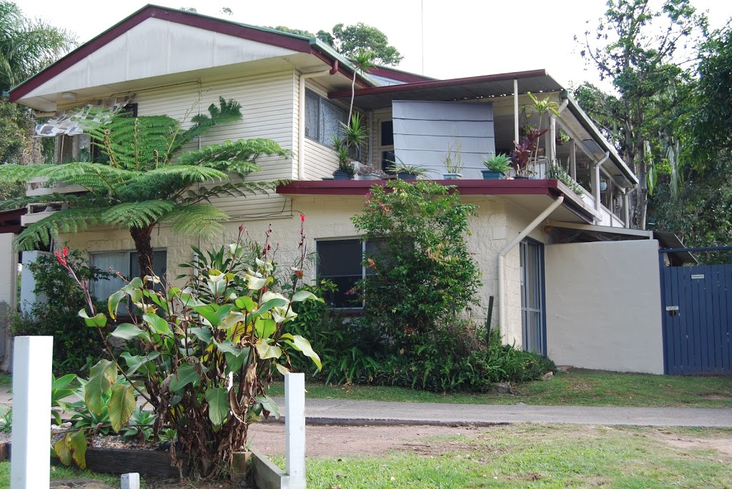 Buderim Comfy Cottages |  | 316 Tanawha Tourist Dr, Tanawha QLD 4566, Australia | 0448270030 OR +61 448 270 030