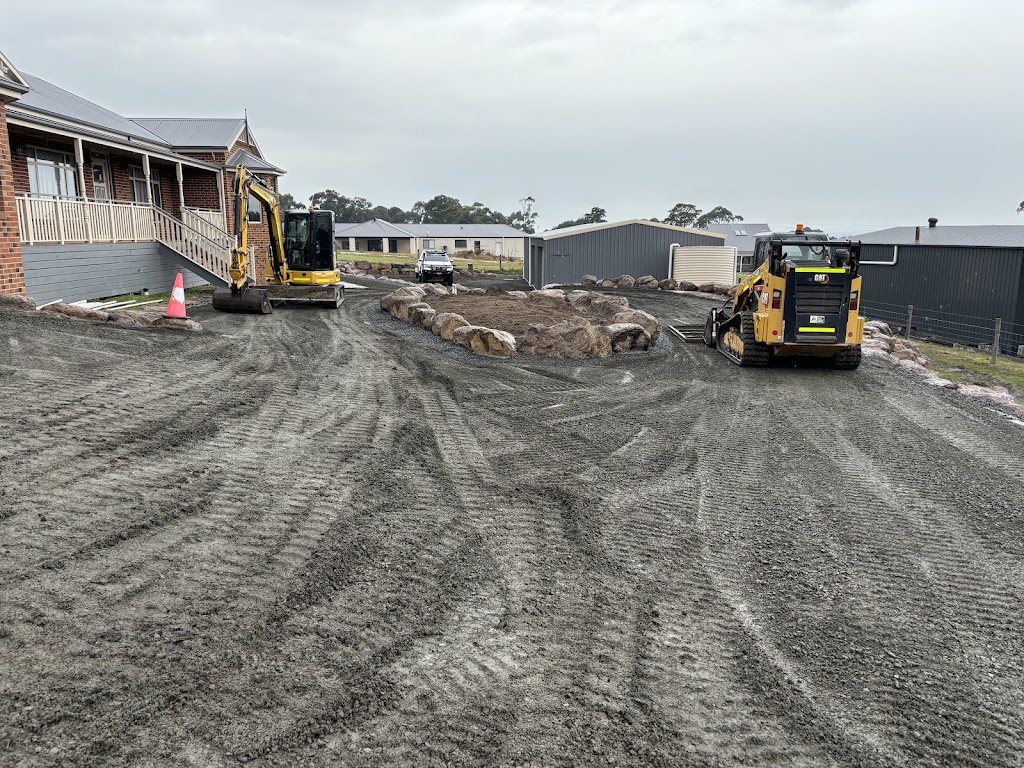 RJ Civil & Earthworx | 34 Standing Dr, Traralgon VIC 3845, Australia | Phone: 0477 715 384
