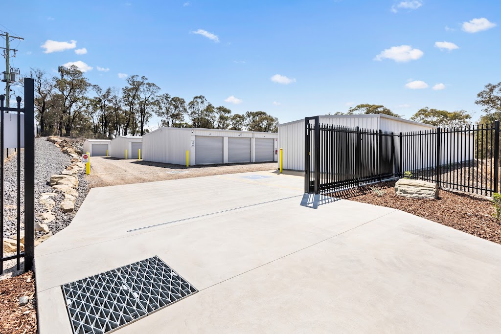 3B Self Storage Bendigo | 18 Fairview Rd, Kangaroo Flat VIC 3555, Australia | Phone: (03) 5454 6600