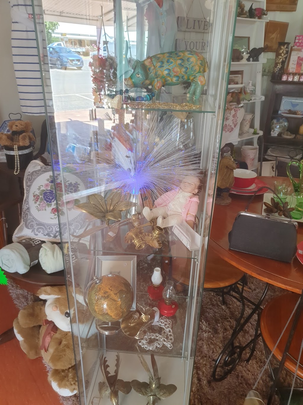 Just Stuff | home goods store | 74 Hart St, Blackbutt QLD 4306, Australia | 0458323872 OR +61 458 323 872