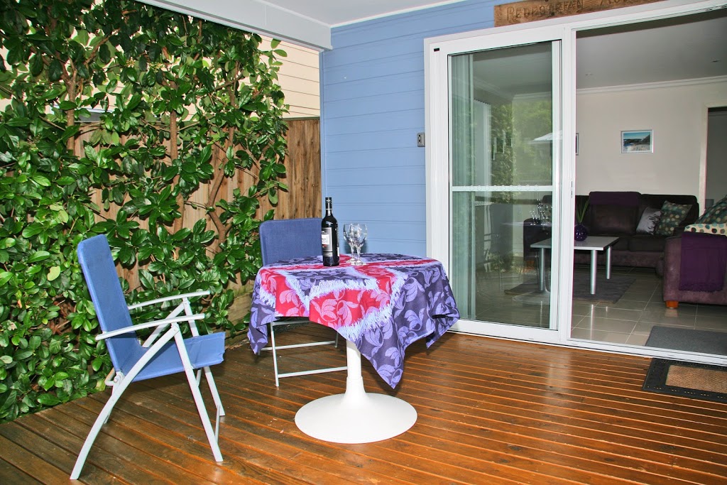 Cerulean Blue and Blue Vogue holiday rental | lodging | 192 Boomerang Dr, Blueys Beach NSW 2087, Australia | 0402398954 OR +61 402 398 954