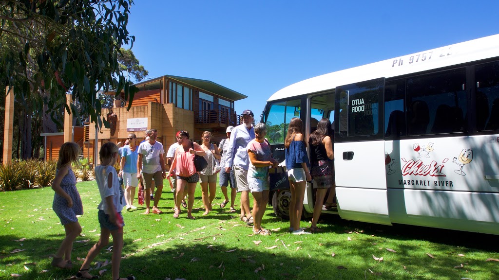 Cheers Scenic & Winery Tours | travel agency | 32 Hudsbeth Way, Margaret River WA 6285, Australia | 0474721836 OR +61 474 721 836