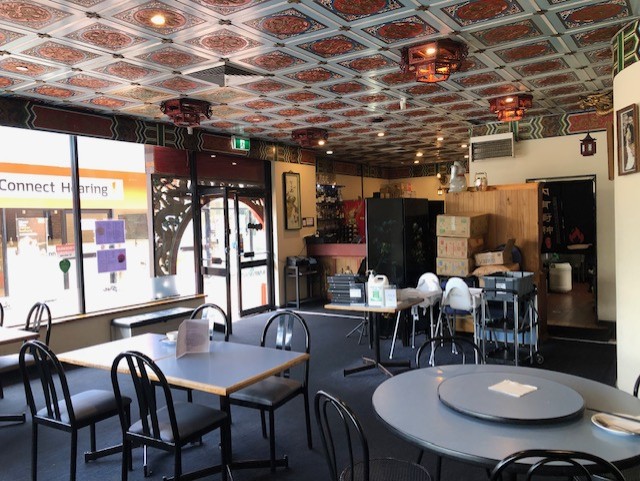 Peacock palace | 24 Lake St, Warners Bay NSW 2282, Australia | Phone: (02) 4948 9249