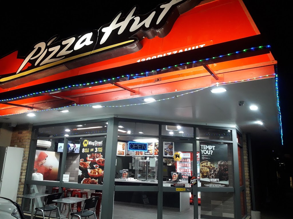 Pizza Hut Ashmore | meal delivery | 149 Cotlew St, Ashmore QLD 4214, Australia | 131166 OR +61 131166