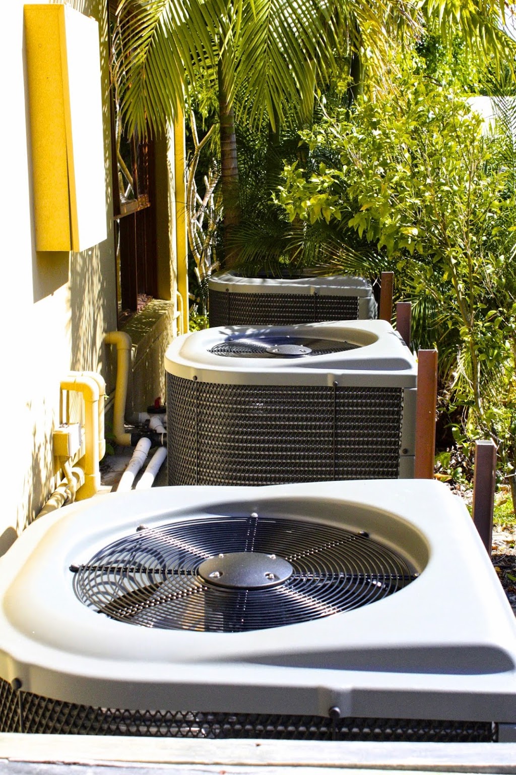 Zane Solar Pool Heating Northern Sydney | 36 Flinders Ave, St. Ives NSW 2075, Australia | Phone: (02) 9499 5299