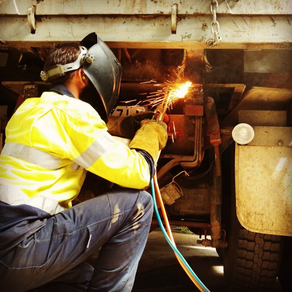 The Lone Welder | Adams Ln, Mount Evelyn VIC 3796, Australia | Phone: 0411 589 820