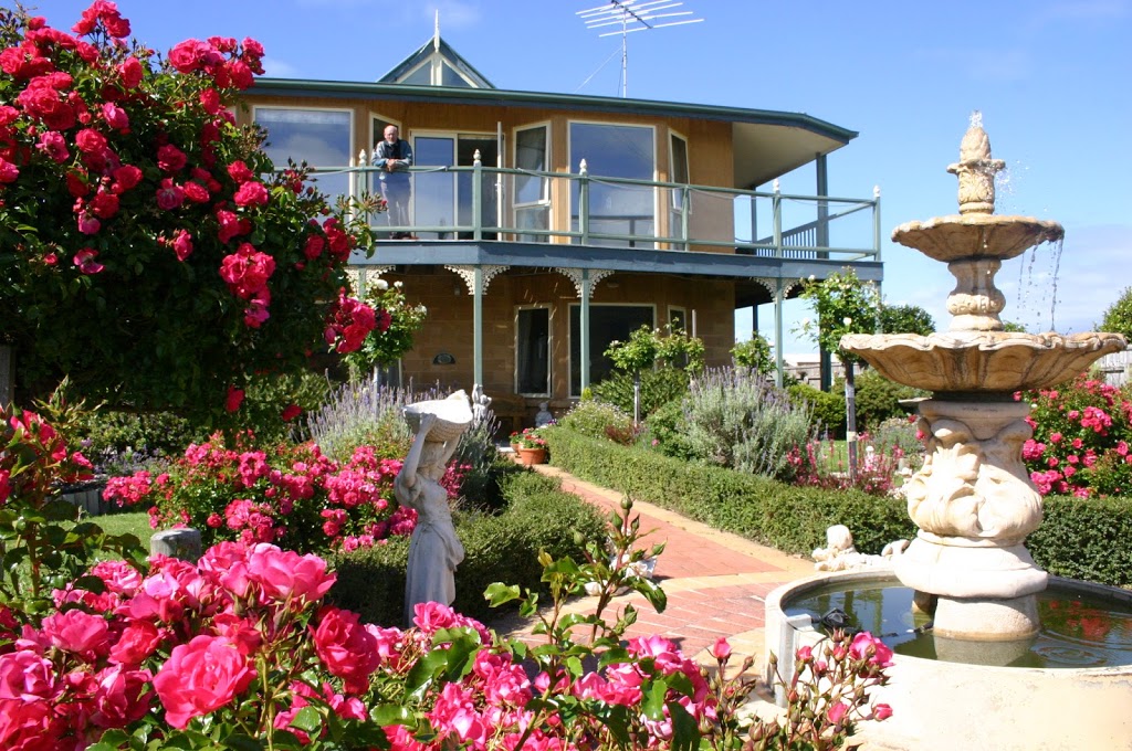 Stay Inn | lodging | 31 Noel St, Apollo Bay VIC 3233, Australia | 0412246674 OR +61 412 246 674