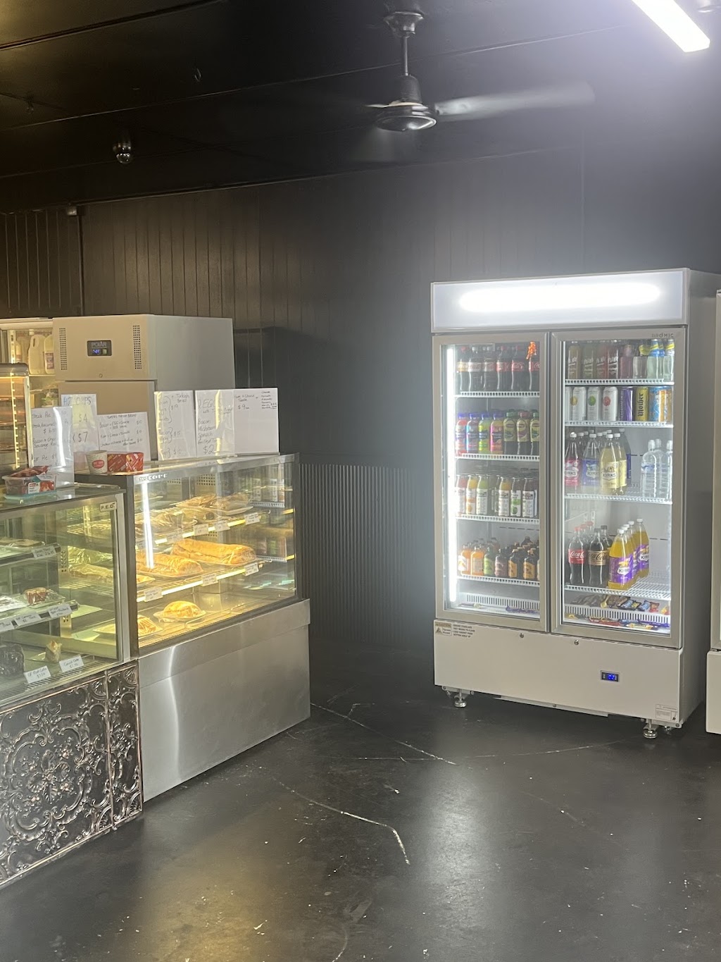 Moore Cafe | 7 Main St S, Moore QLD 4306, Australia | Phone: 0423 636 480