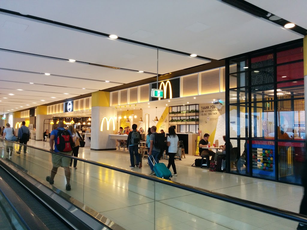 McDonalds International Airside III | Sydney Airport Tenancy BF-20 T1 Terminal, Departure Plaza, Mascot NSW 2020, Australia | Phone: (02) 8362 6500