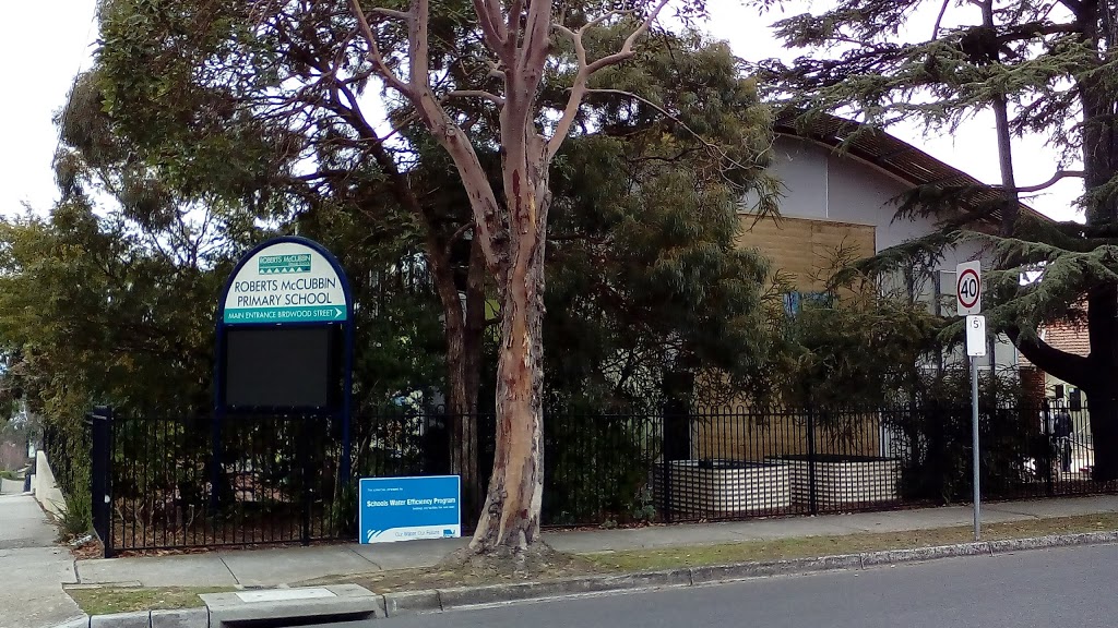Roberts McCubbin Primary School | school | 57 Birdwood St, Box Hill South VIC 3128, Australia | 0398902372 OR +61 3 9890 2372