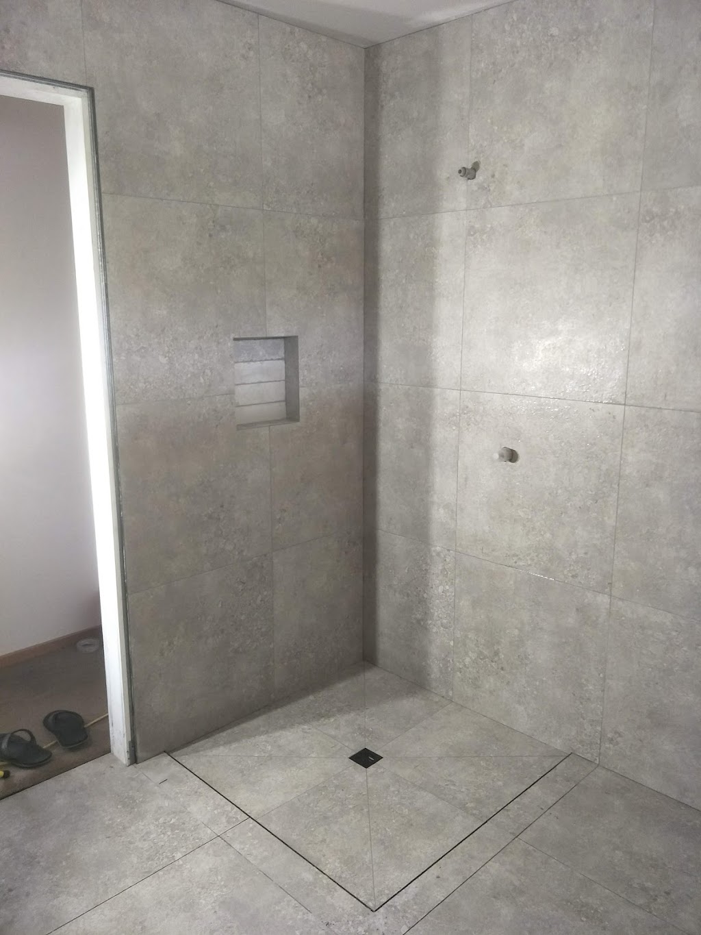 Project SWT - Screeding, Waterproofing, Tiling | Limestone St, Charlemont VIC 3217, Australia | Phone: 0435 521 360