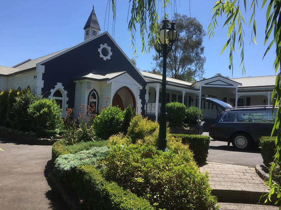 Melbourne Cremations, Fuss Free Funerals | funeral home | 15 Parkhurst Dr, Knoxfield VIC 3180, Australia | 0398000060 OR +61 3 9800 0060