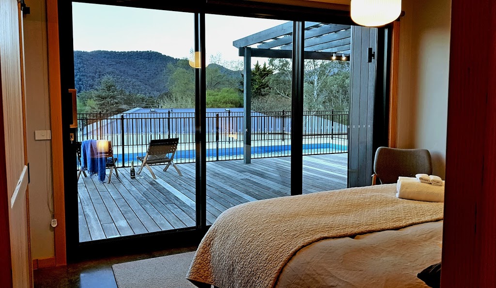 Christinas Luxury Retreat | lodging | 10 Ballroom Drive, Bright VIC 3741, Australia | 0411874798 OR +61 411 874 798
