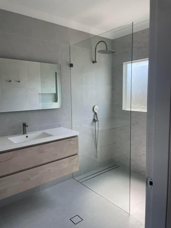 Coastline Building Bathroom renovations -Services Central Coast | 9 Parklands Cl, Bateau Bay NSW 2261, Australia | Phone: 0405 387 661