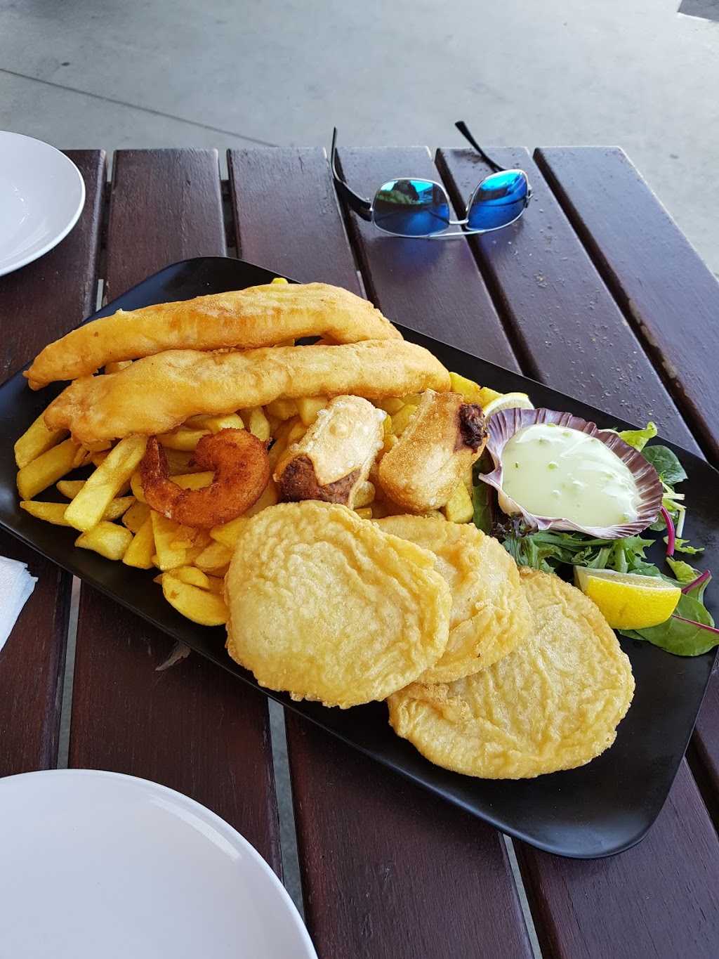 Reggies Slipway | cafe | 477 Esplanade, Lakes Entrance VIC 3909, Australia | 0351551234 OR +61 3 5155 1234