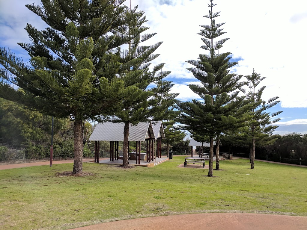 Beach Park | 66 Hutt Dr, Dalyellup WA 6230, Australia