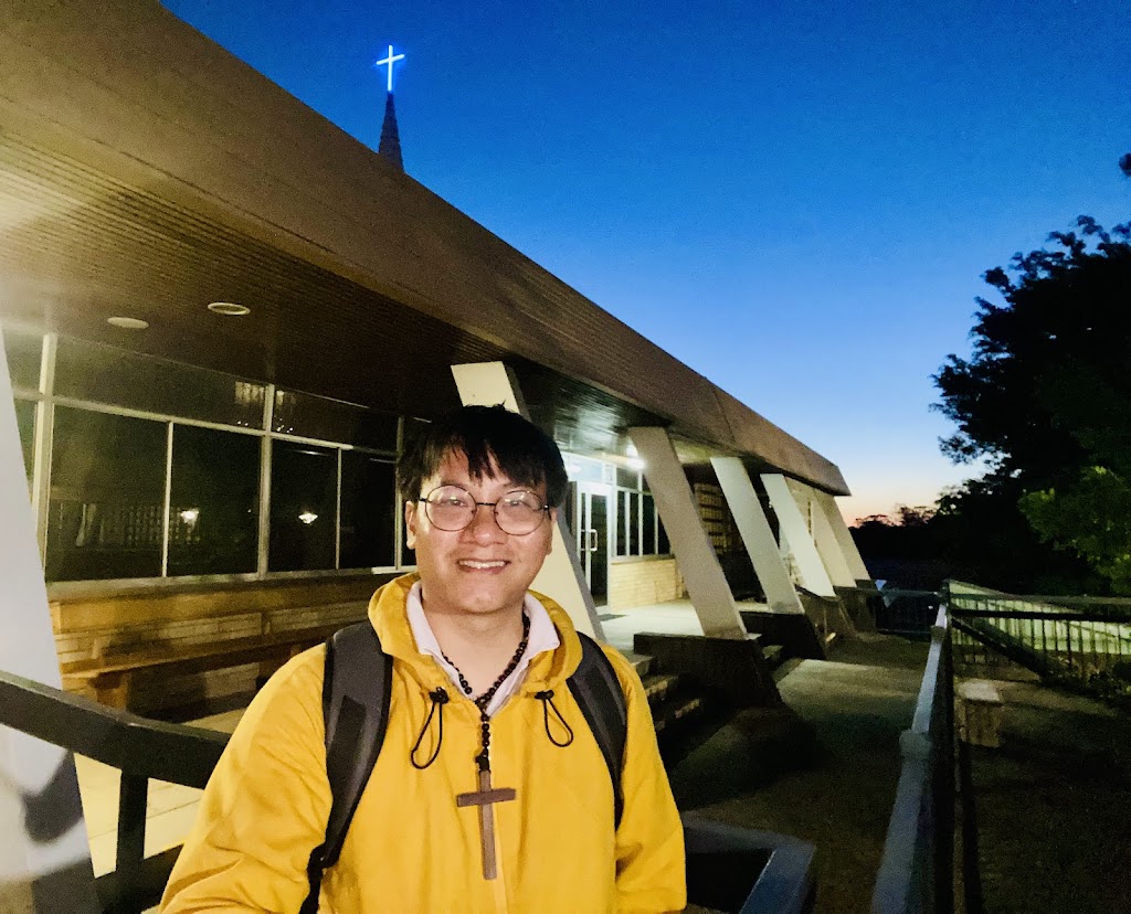 Our Lady of the Rosary Catholic Church Kenmore | 1 Kenmore Rd, Kenmore QLD 4069, Australia | Phone: (07) 3324 3630