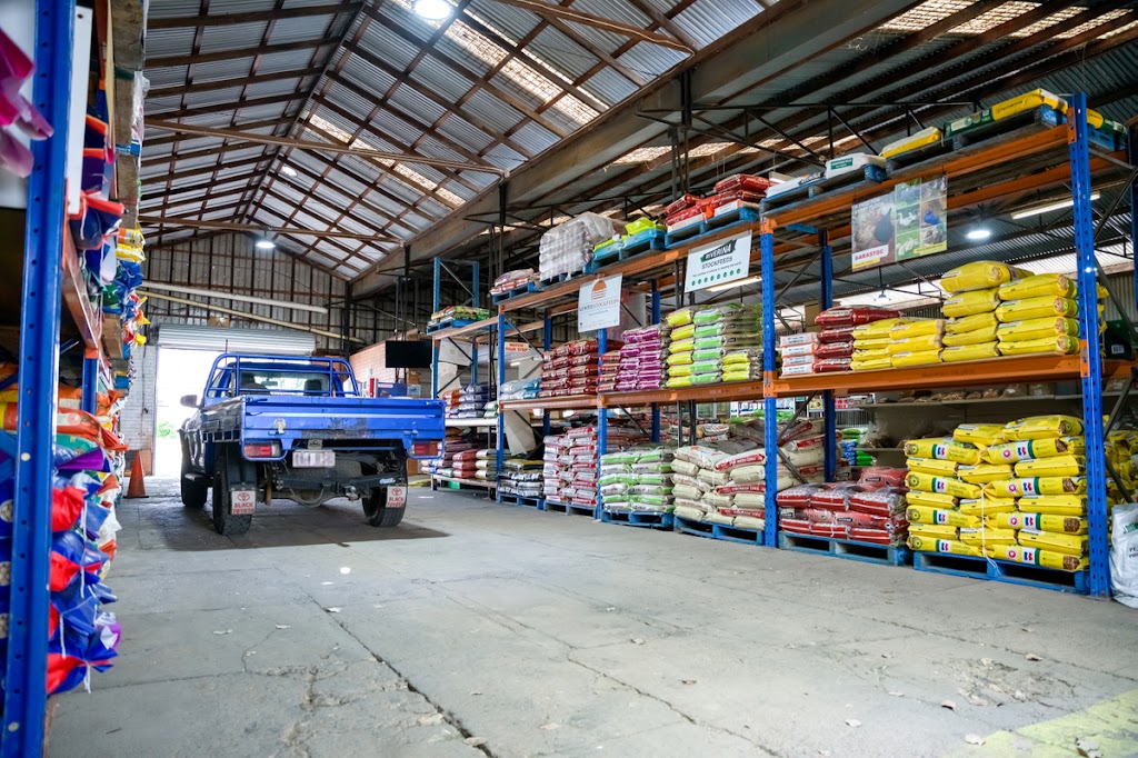 Redmond’s Pet & Livestock Supplies - Laidley | 95 Patrick St, Laidley QLD 4341, Australia | Phone: (07) 5465 8613