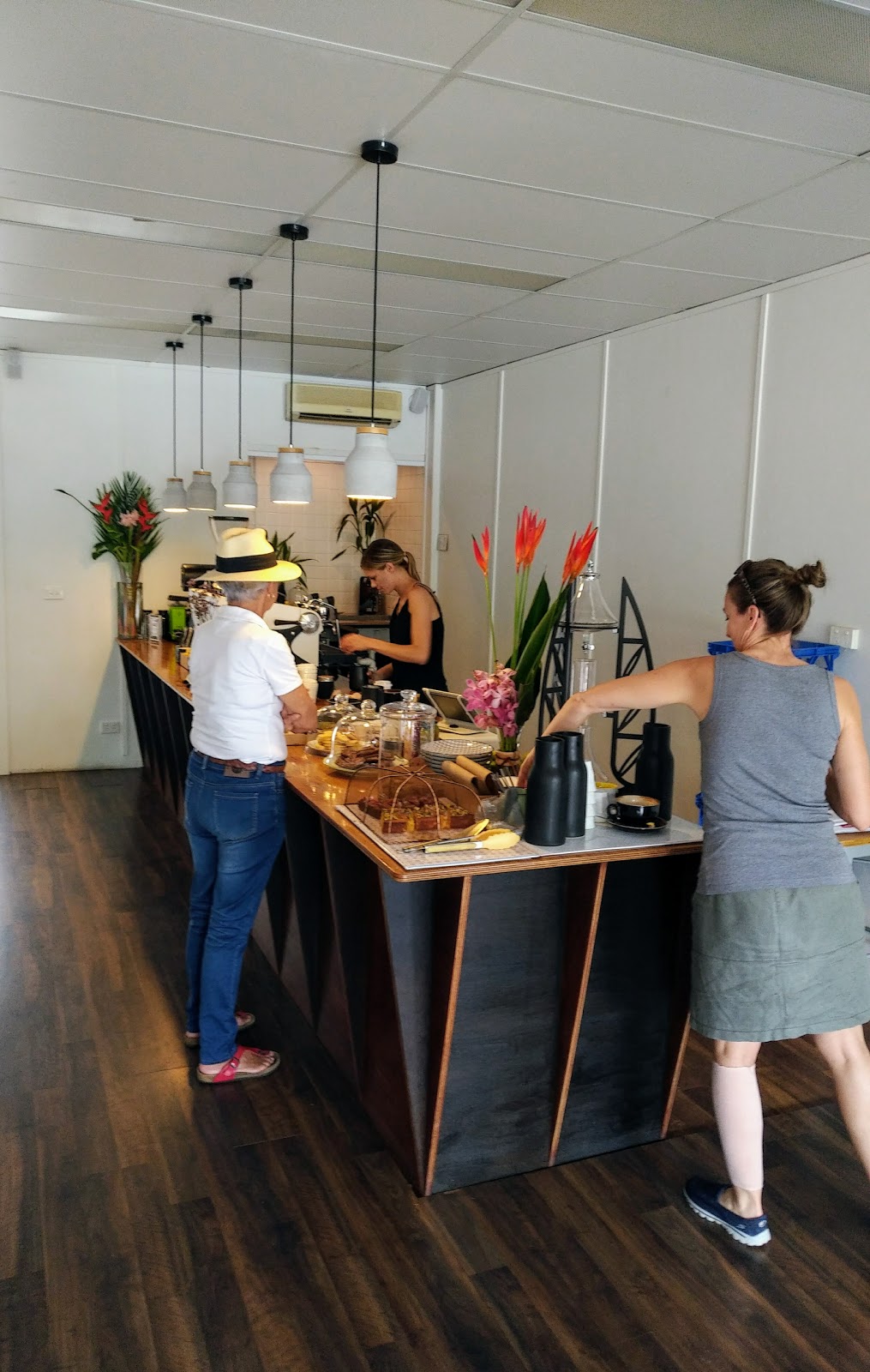 Origin Espresso | cafe | 1 Dalgety St, Stratford QLD 4870, Australia | 0740551004 OR +61 7 4055 1004
