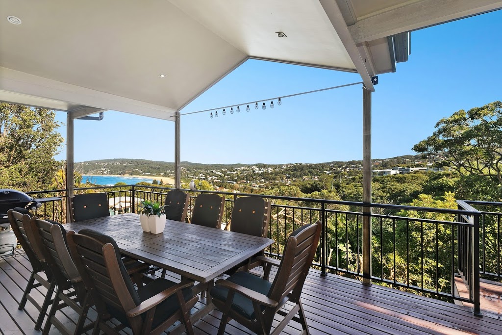 Holiday on the Central Coast | 212 Del Monte Pl, Copacabana NSW 2251, Australia | Phone: 0405 103 077